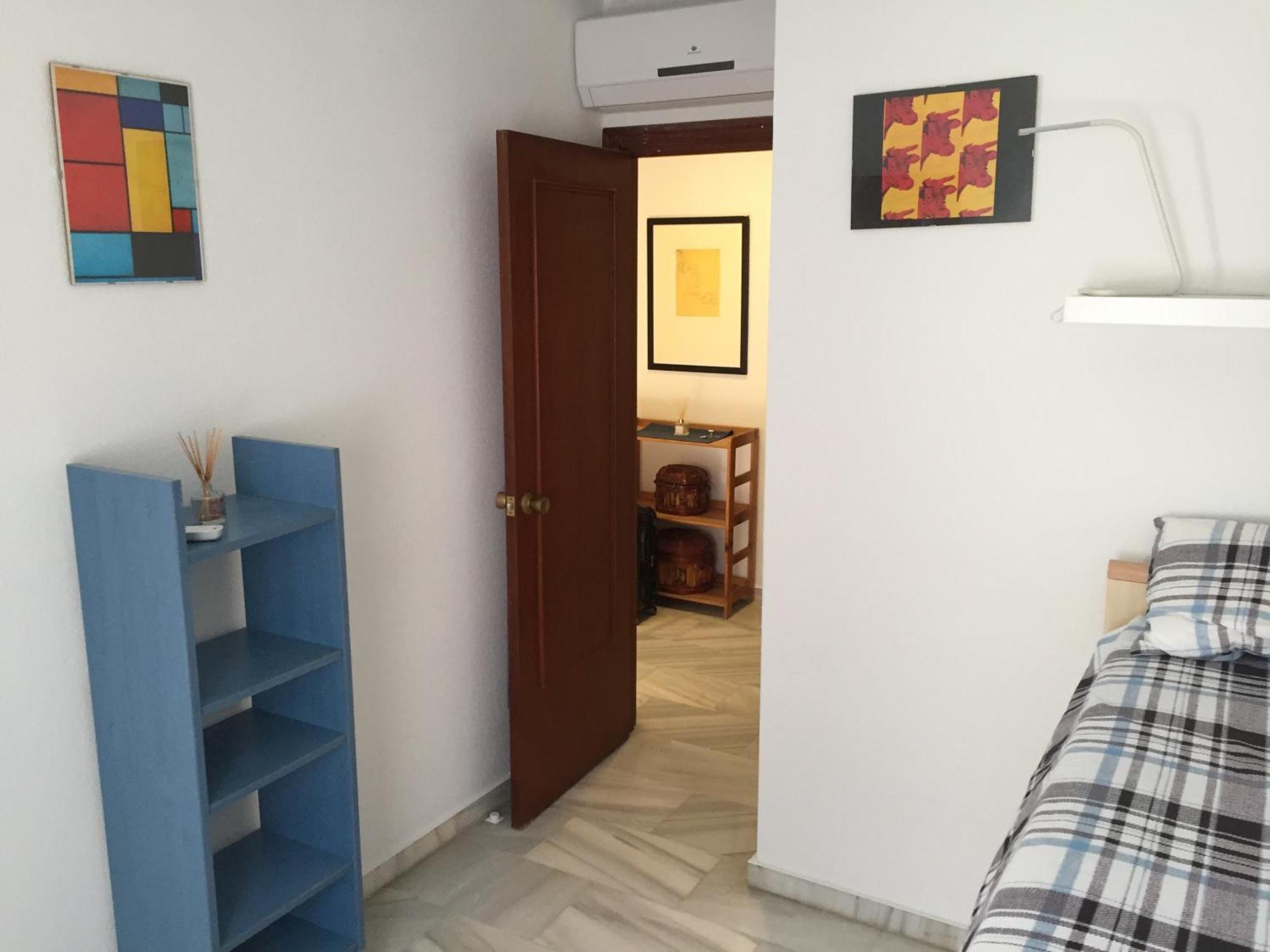 El Cortijuelo. Magnificent Triplex Terraced House With Rooftop Of 18M2, Overlooking The Sea. Parking Торремолинос Экстерьер фото