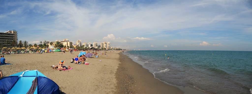 El Cortijuelo. Magnificent Triplex Terraced House With Rooftop Of 18M2, Overlooking The Sea. Parking Торремолинос Экстерьер фото